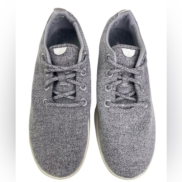 Allbirds Women’s Grey Wool Runners - Picture 4 of 9